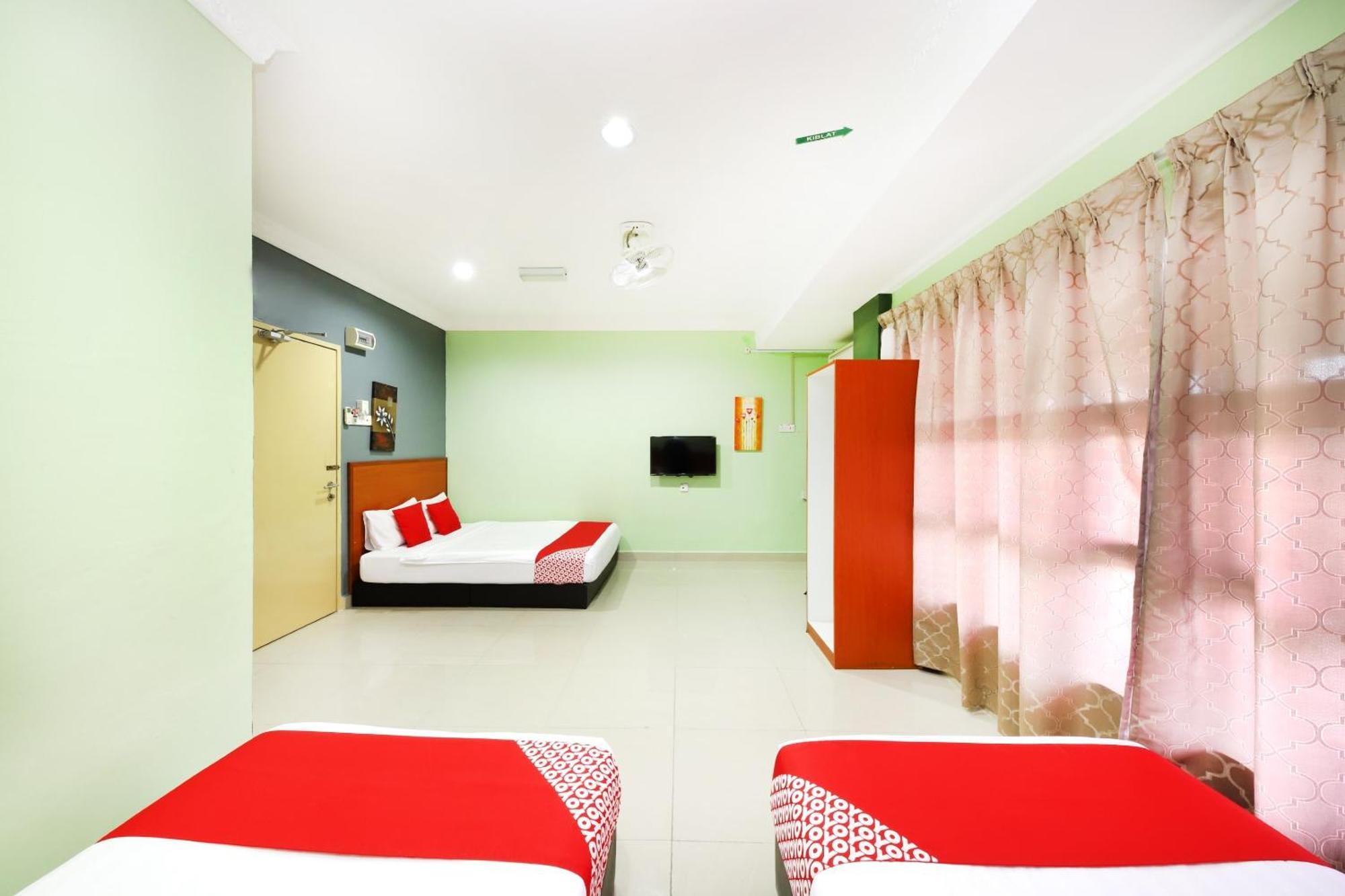 Super Oyo 720 Corridor Hotel 2 Pekan Bagian luar foto