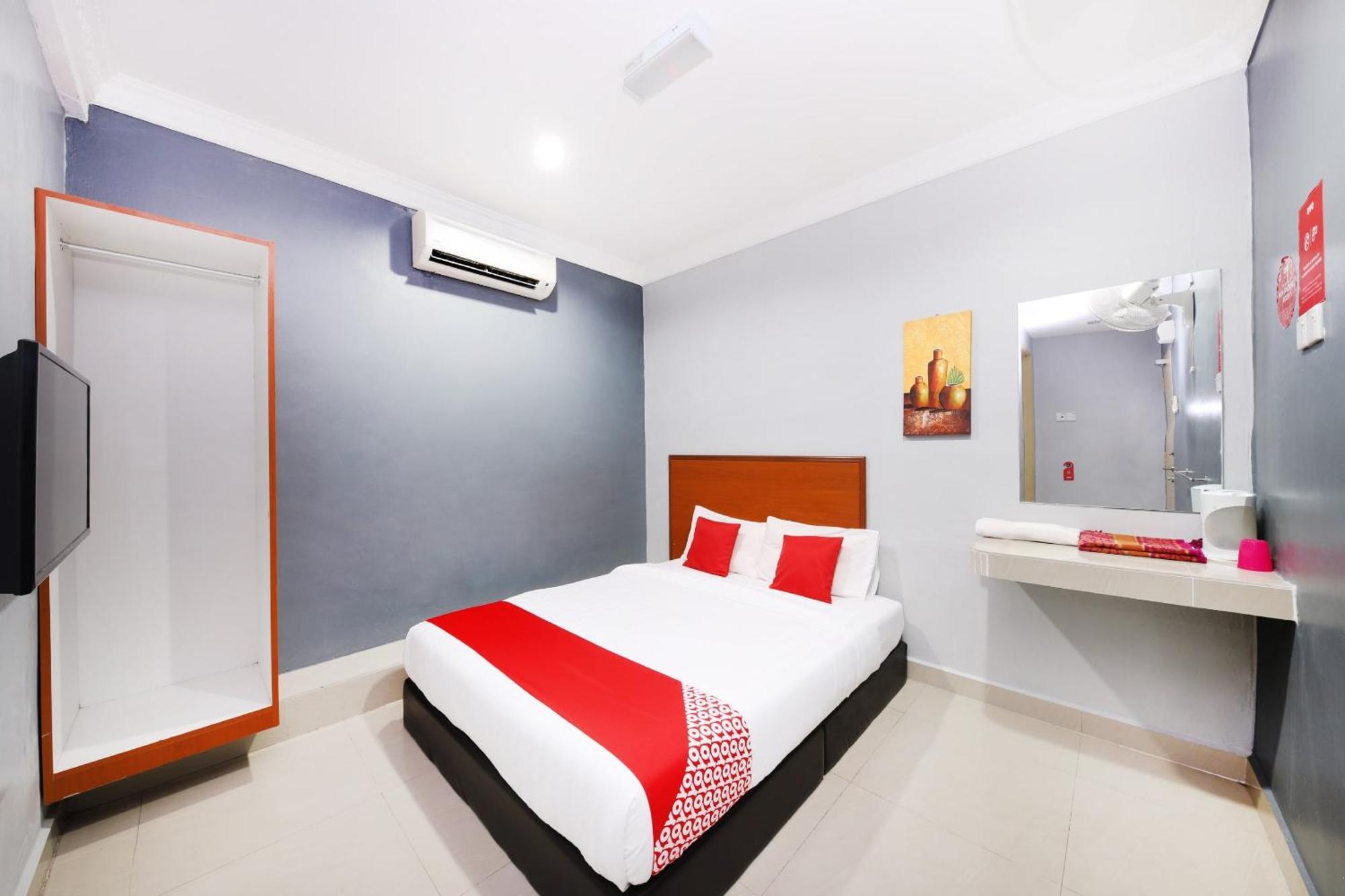 Super Oyo 720 Corridor Hotel 2 Pekan Bagian luar foto
