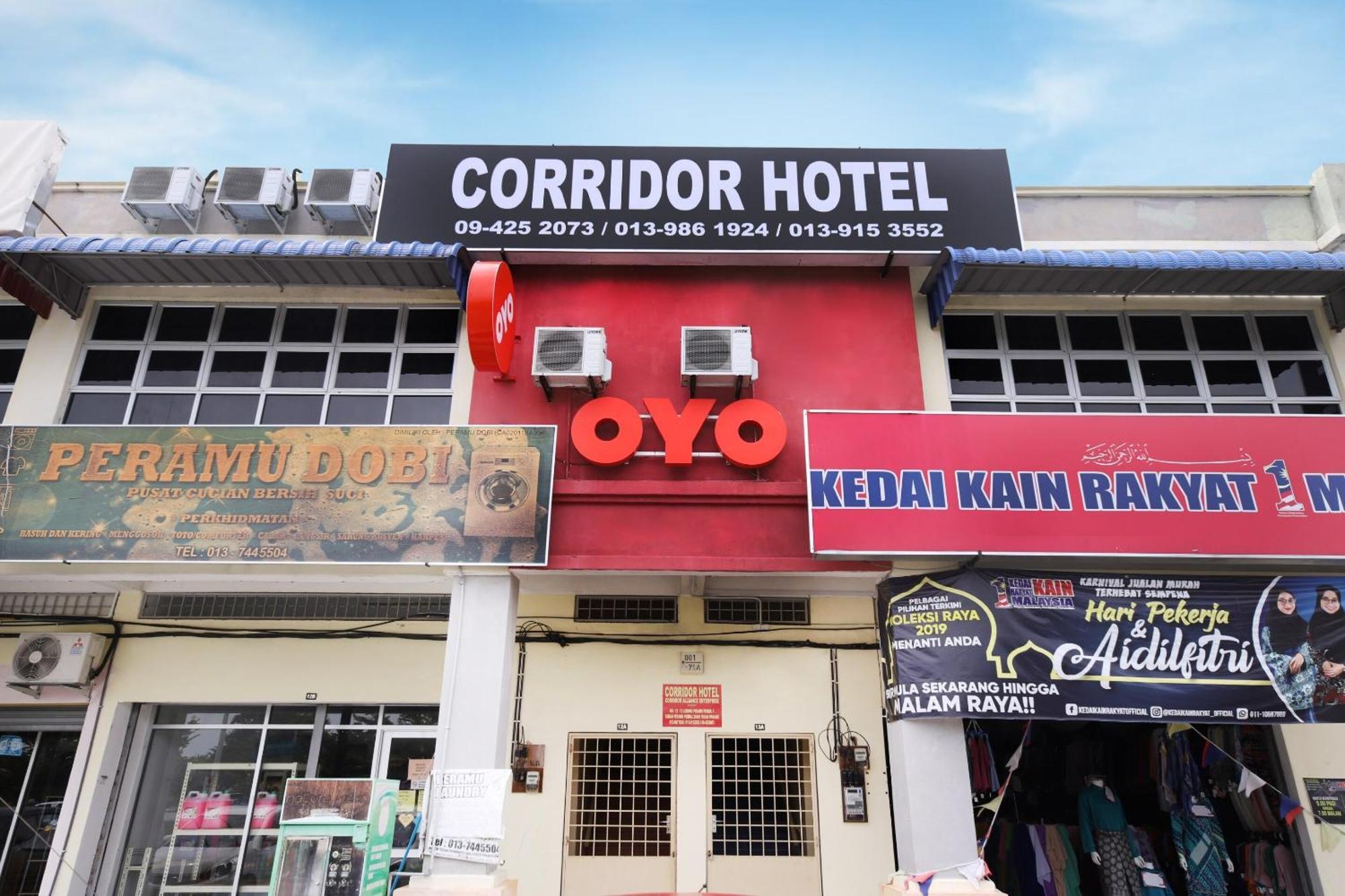 Super Oyo 720 Corridor Hotel 2 Pekan Bagian luar foto